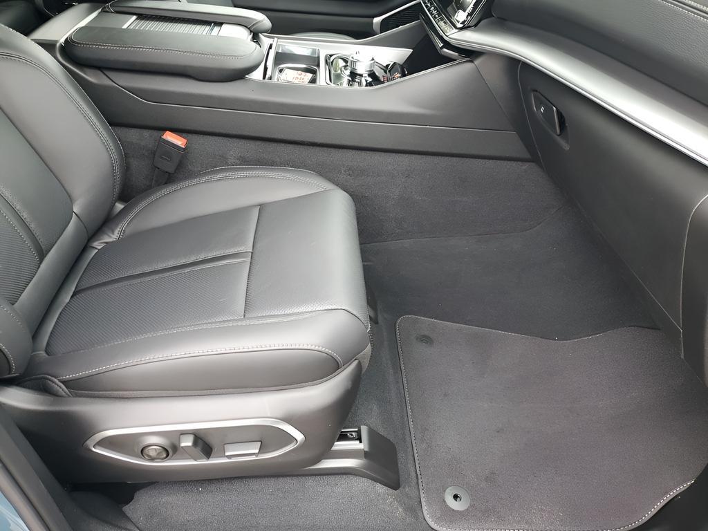 new 2026 Jeep Grand Wagoneer car, priced at $76,655