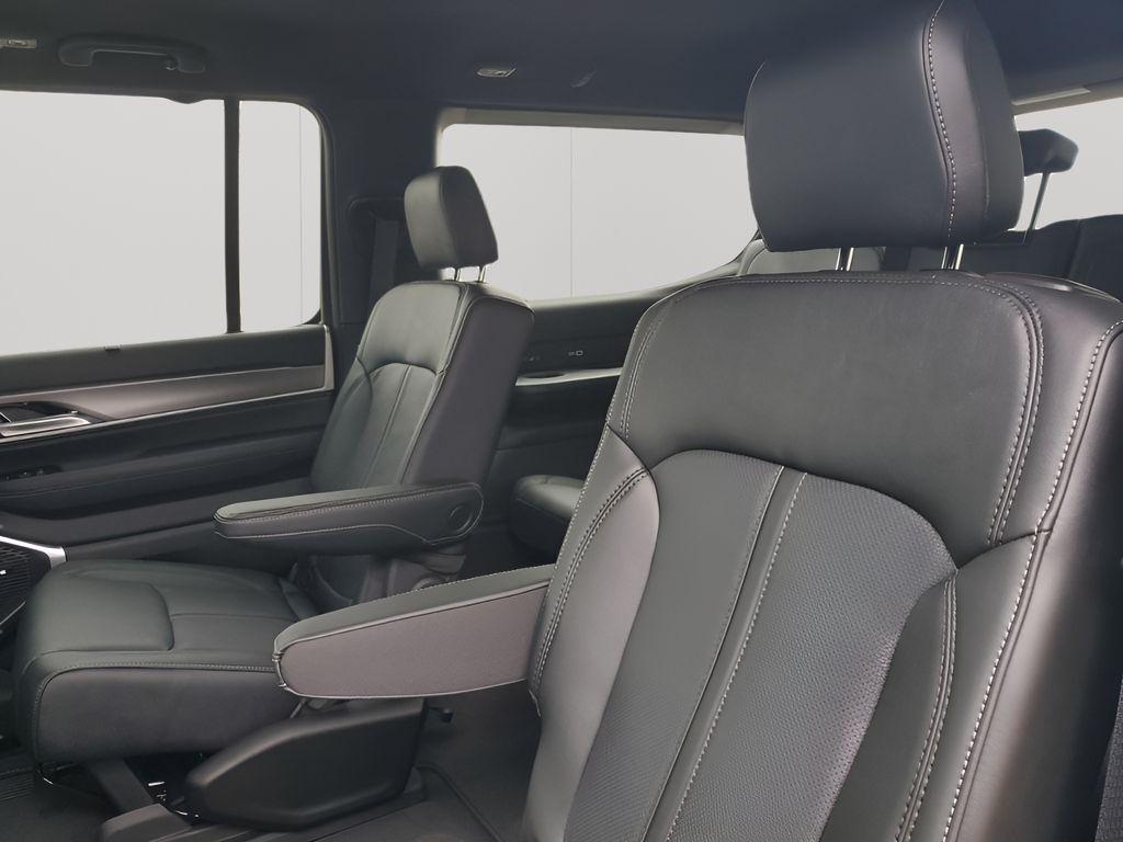 new 2026 Jeep Grand Wagoneer car, priced at $74,198