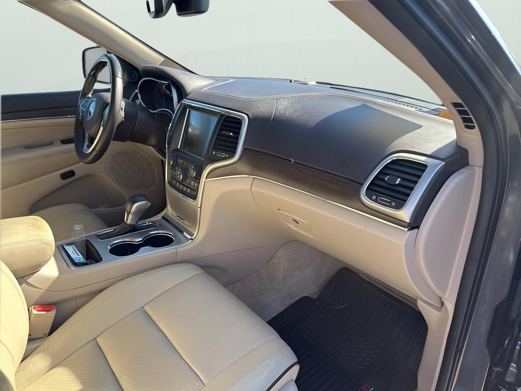 used 2017 Jeep Grand Cherokee car, priced at $12,658