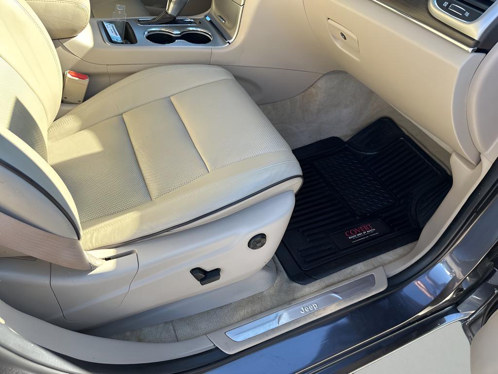 used 2017 Jeep Grand Cherokee car, priced at $12,658