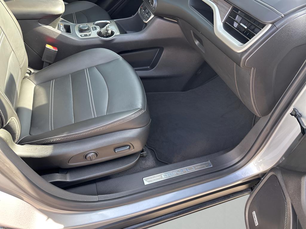 used 2024 GMC Terrain car, priced at $27,890