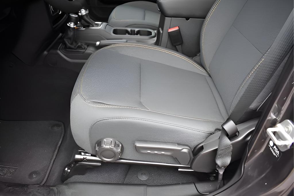 new 2025 Jeep Gladiator car, priced at $41,120