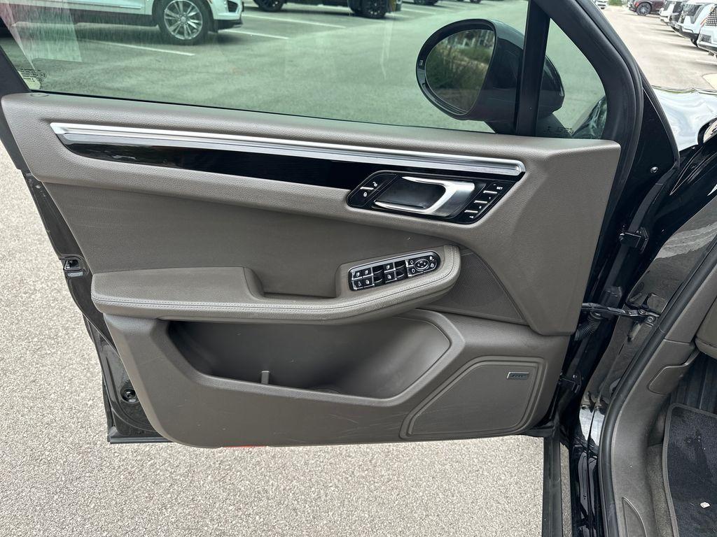 used 2018 Porsche Macan car, priced at $21,697