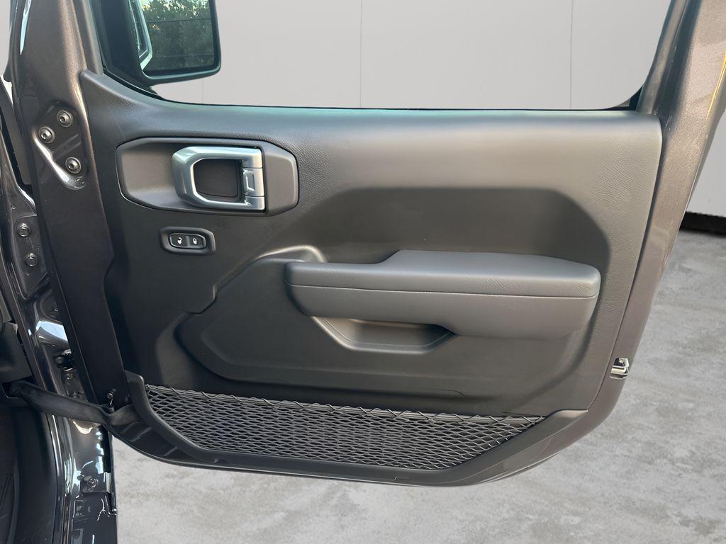 new 2026 Jeep Wrangler car, priced at $40,774