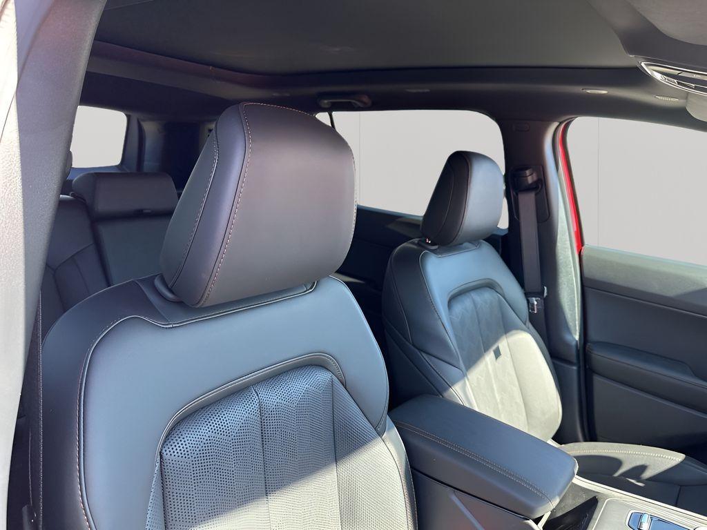 new 2026 Jeep Cherokee car, priced at $46,710