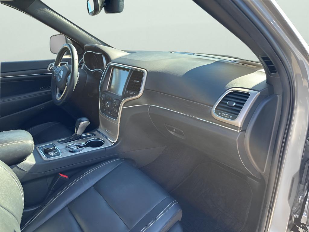 used 2017 Jeep Grand Cherokee car, priced at $17,796