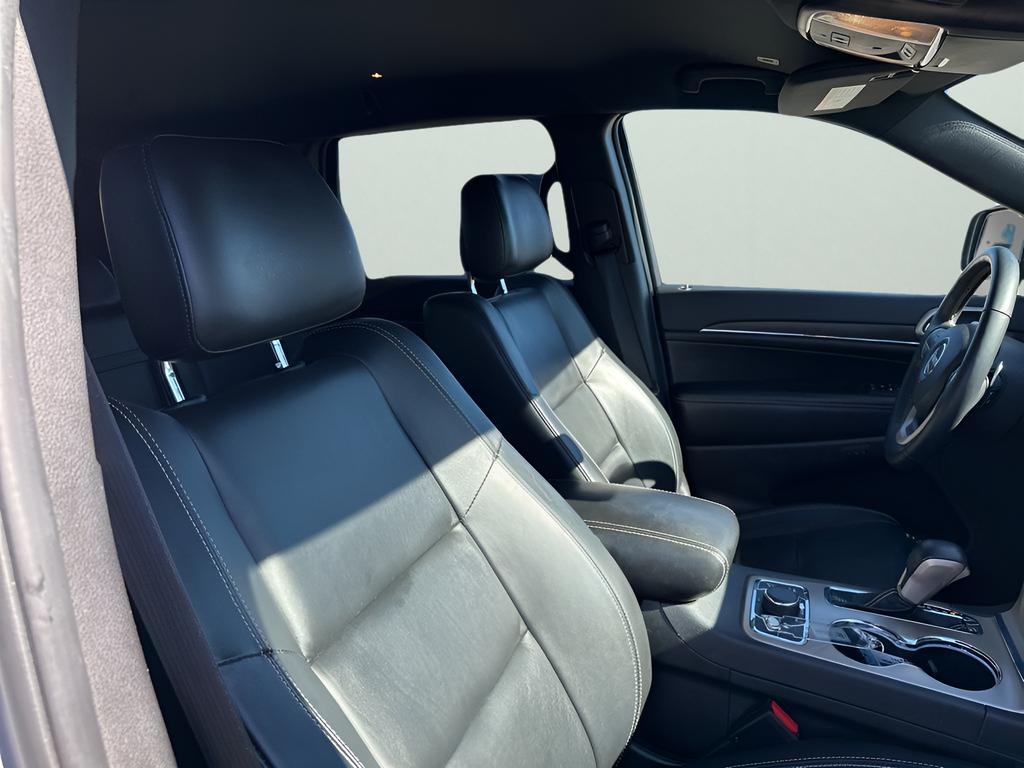 used 2017 Jeep Grand Cherokee car, priced at $17,796