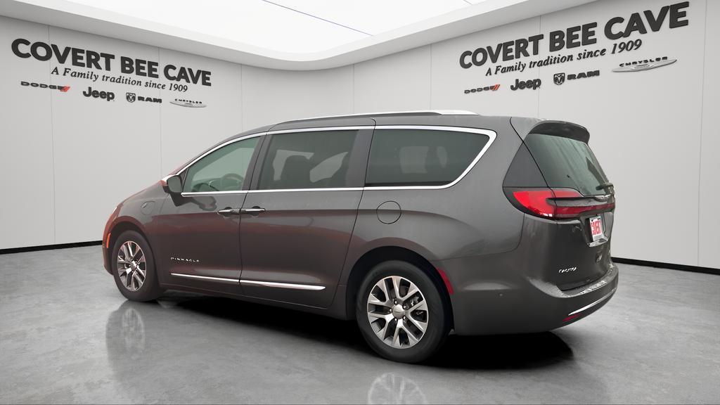 used 2023 Chrysler Pacifica Hybrid car, priced at $37,194