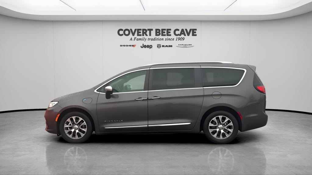 used 2023 Chrysler Pacifica Hybrid car, priced at $37,194