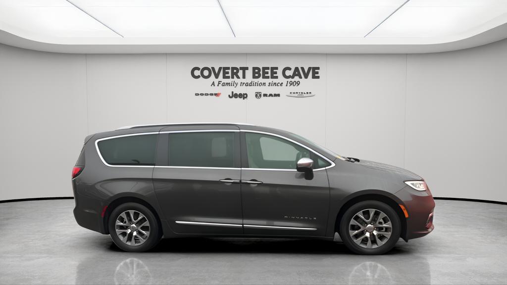 used 2023 Chrysler Pacifica Hybrid car, priced at $37,194