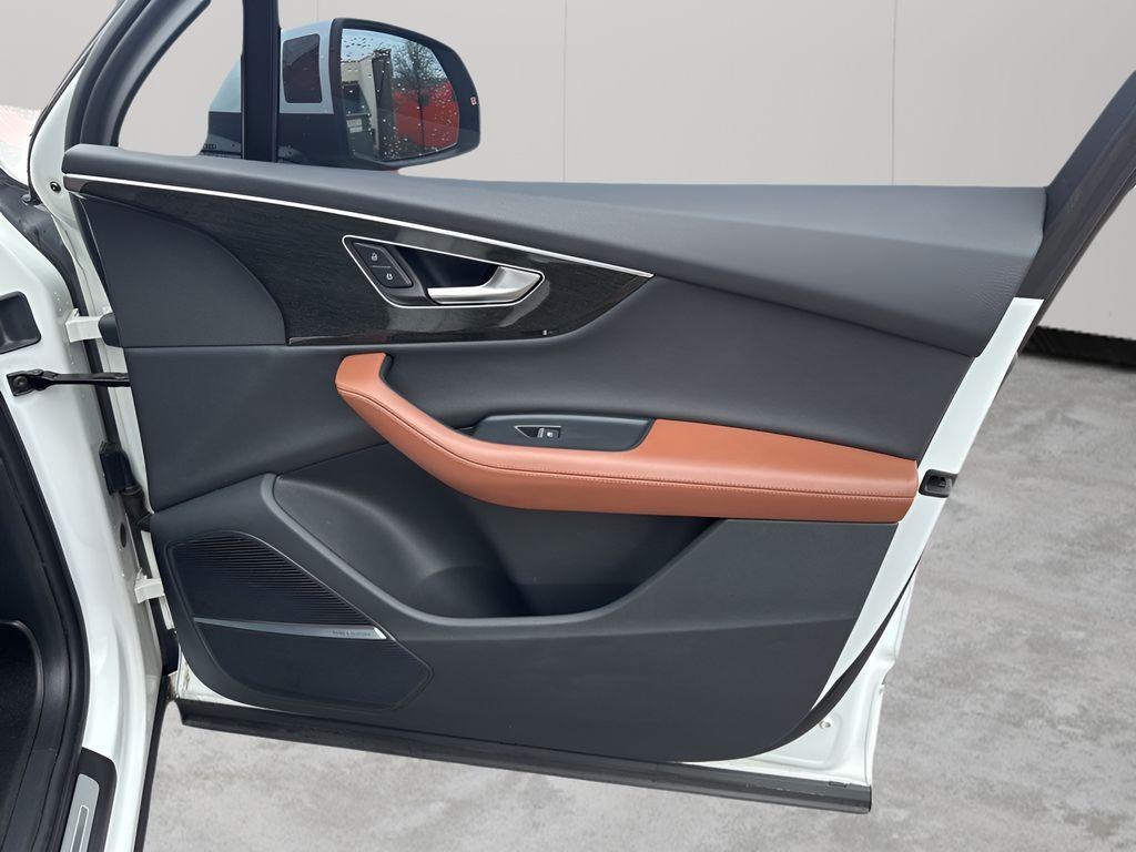 used 2021 Audi Q7 car, priced at $33,055