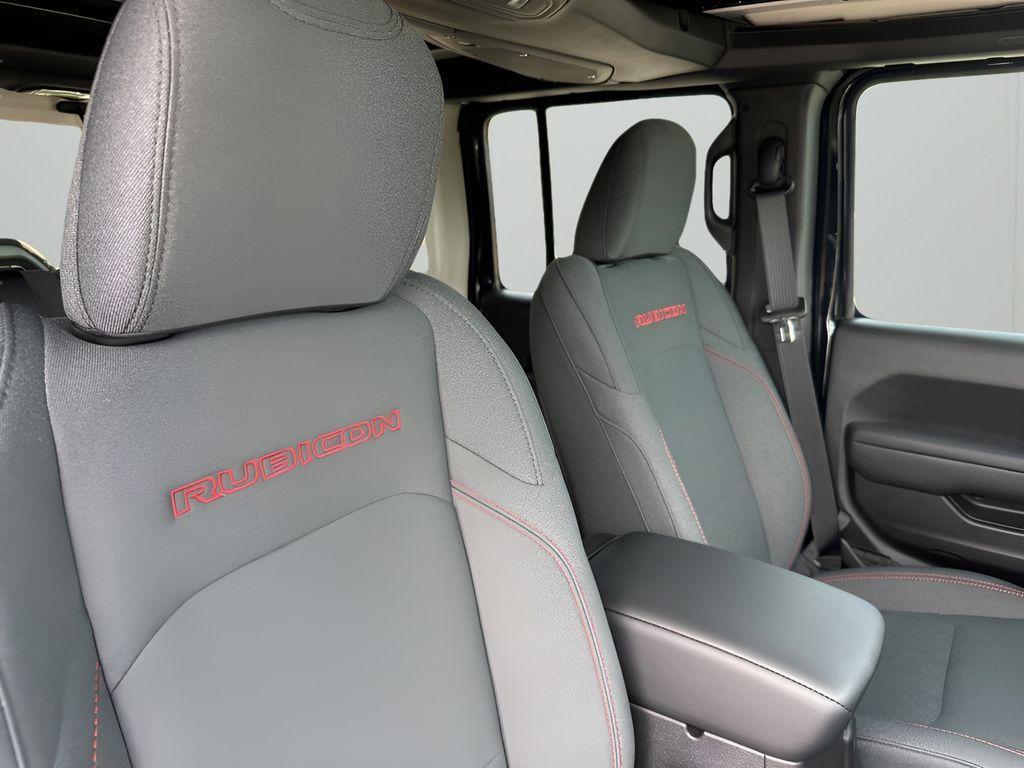 new 2025 Jeep Wrangler car, priced at $67,395