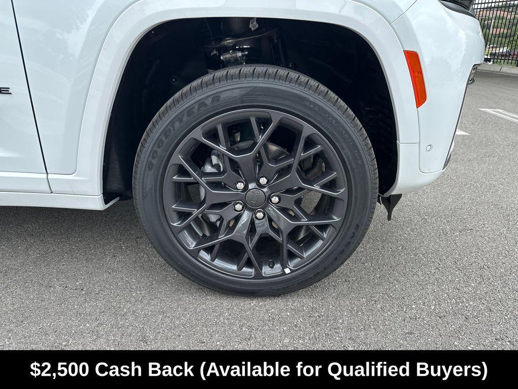 new 2026 Jeep Grand Cherokee car, priced at $62,287