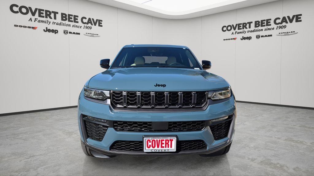 new 2026 Jeep Grand Cherokee car, priced at $50,074