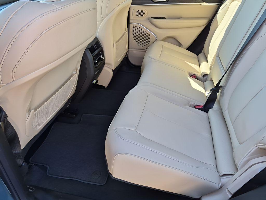 new 2026 Jeep Grand Cherokee car, priced at $50,074