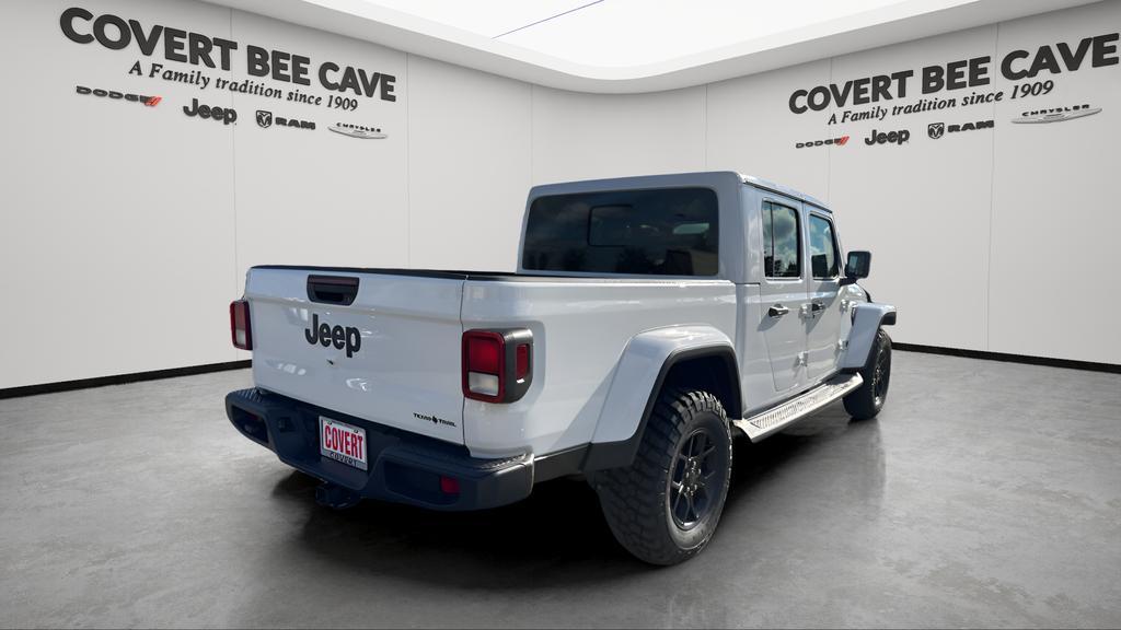 new 2025 Jeep Gladiator car, priced at $40,435