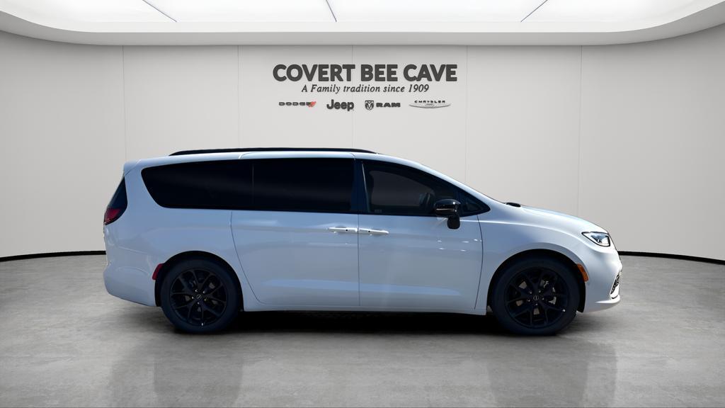 new 2026 Chrysler Pacifica car, priced at $47,235