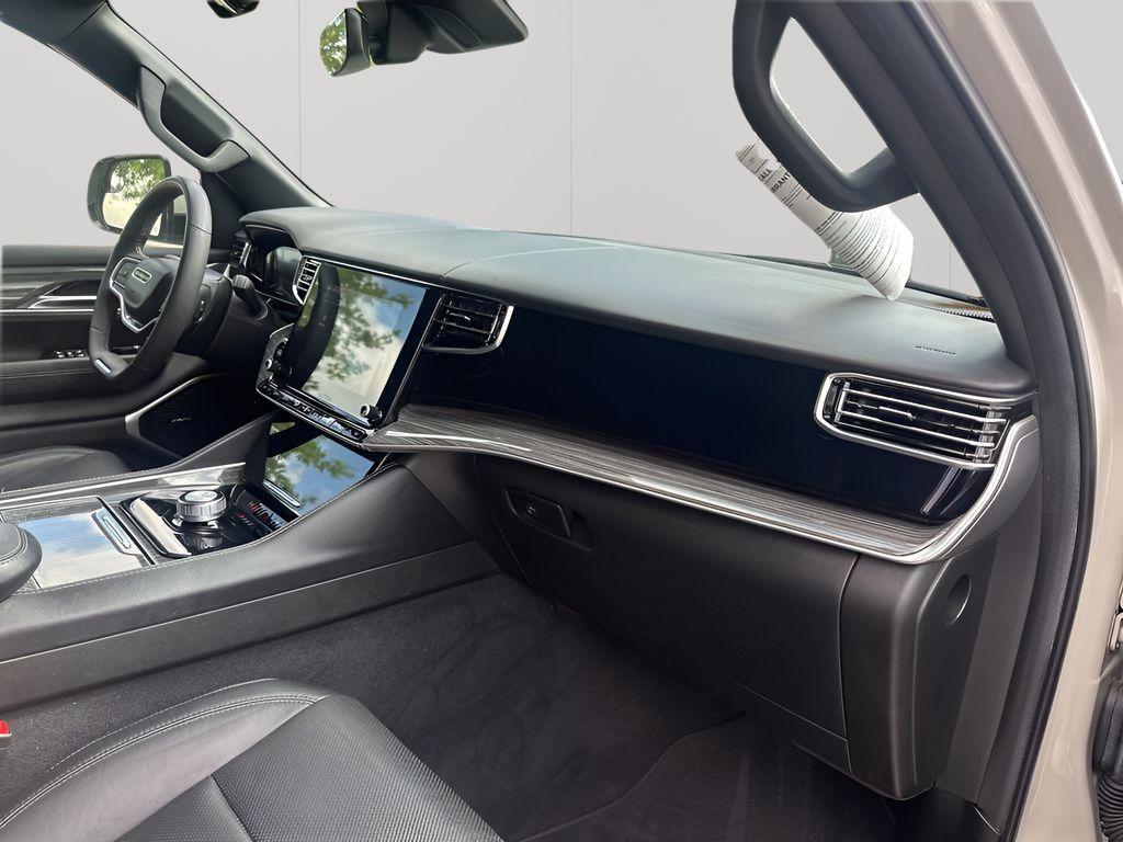 used 2022 Jeep Wagoneer car, priced at $32,896