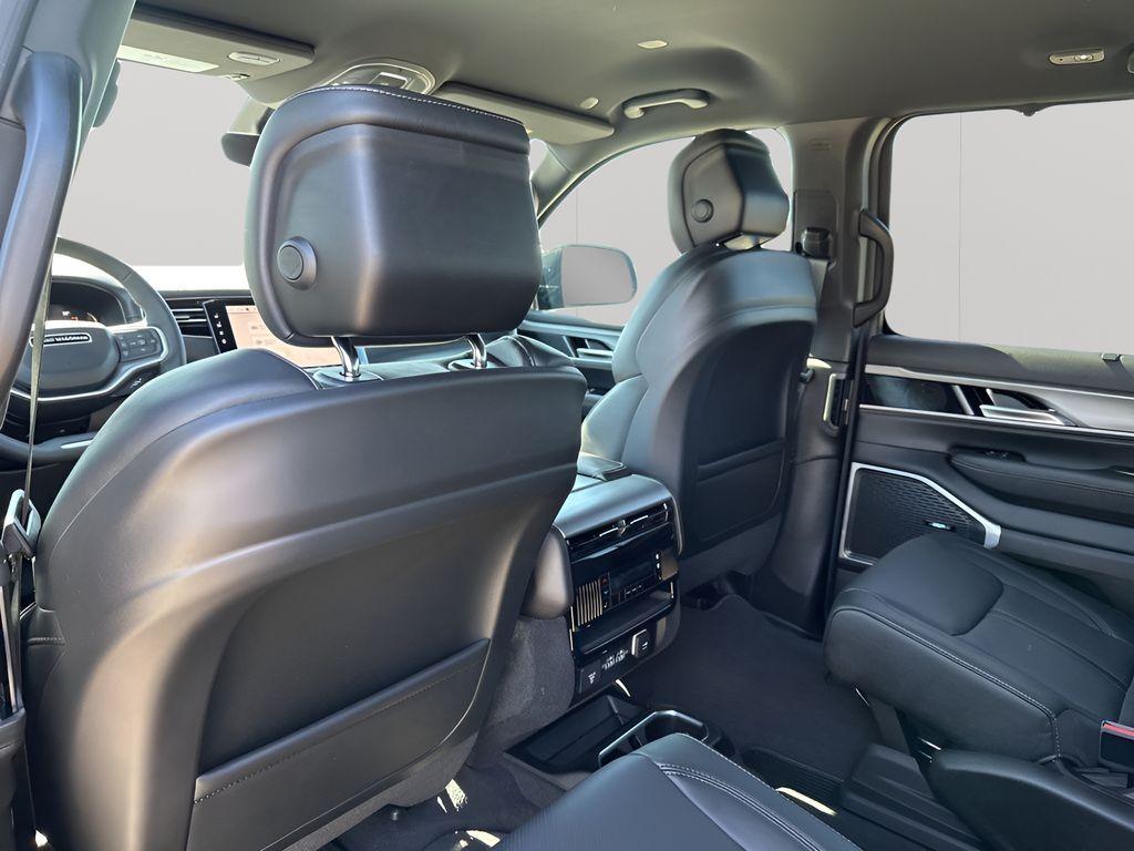 new 2026 Jeep Grand Wagoneer car, priced at $75,912