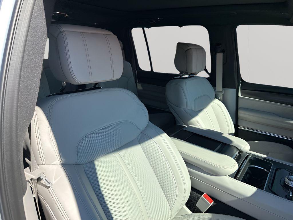 new 2026 Jeep Grand Wagoneer car, priced at $94,269