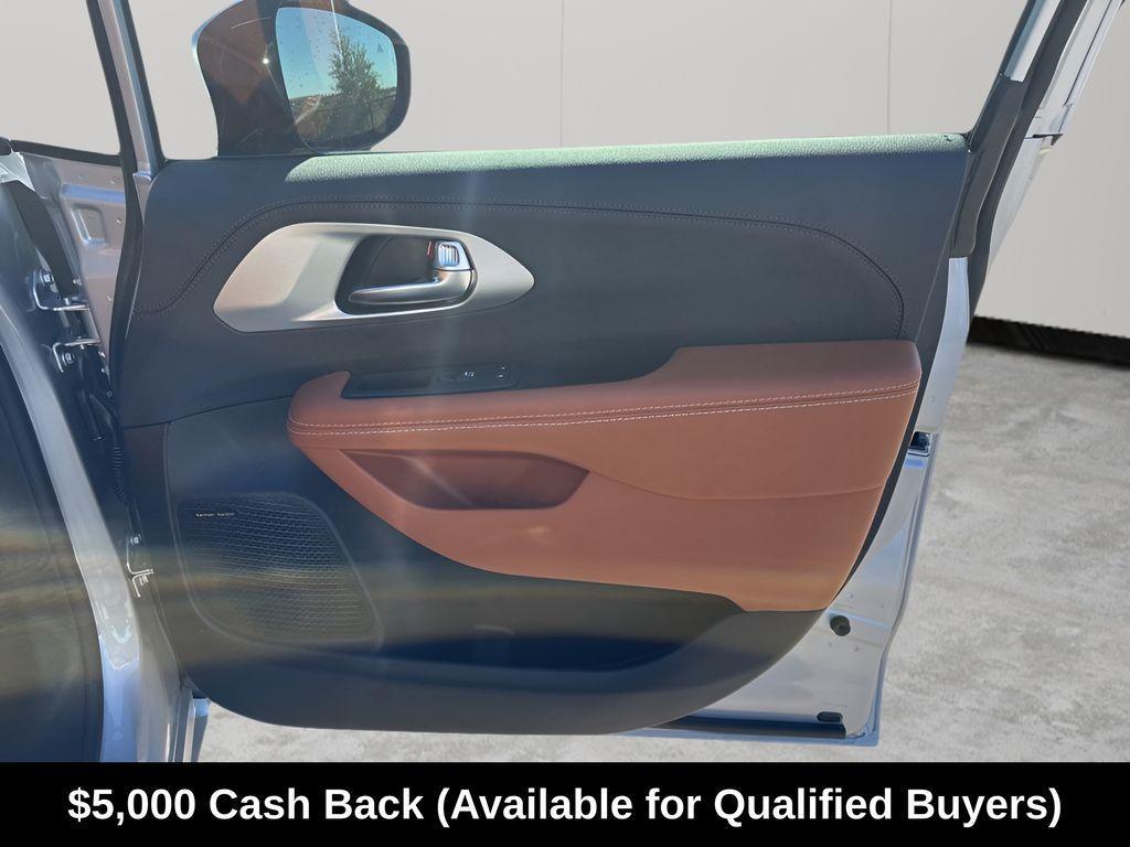 new 2026 Chrysler Pacifica car, priced at $50,435