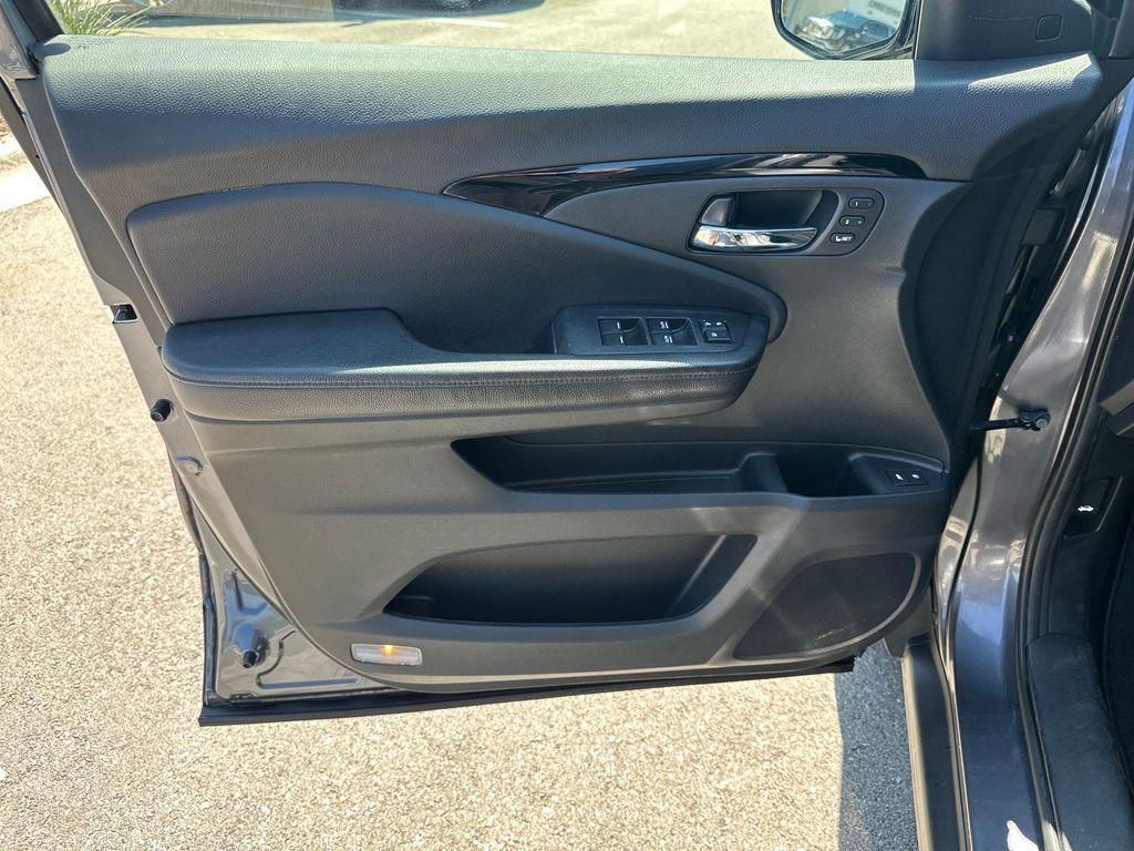 used 2019 Honda Pilot car, priced at $21,896