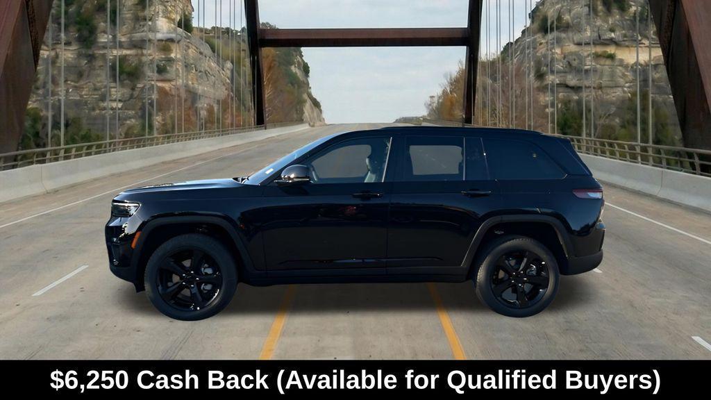 new 2025 Jeep Grand Cherokee car, priced at $36,923