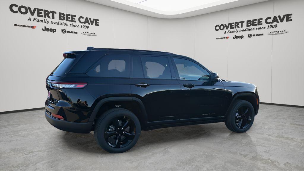 new 2025 Jeep Grand Cherokee car, priced at $37,823