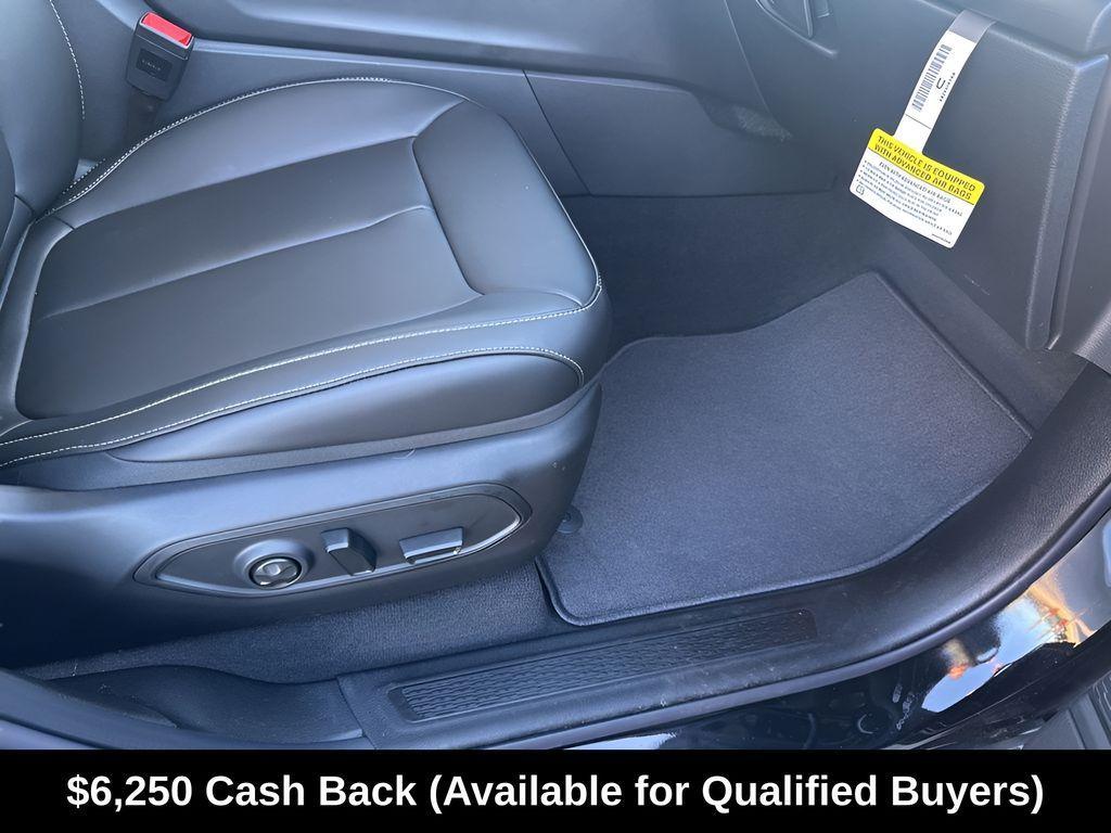 new 2025 Jeep Grand Cherokee car, priced at $36,923
