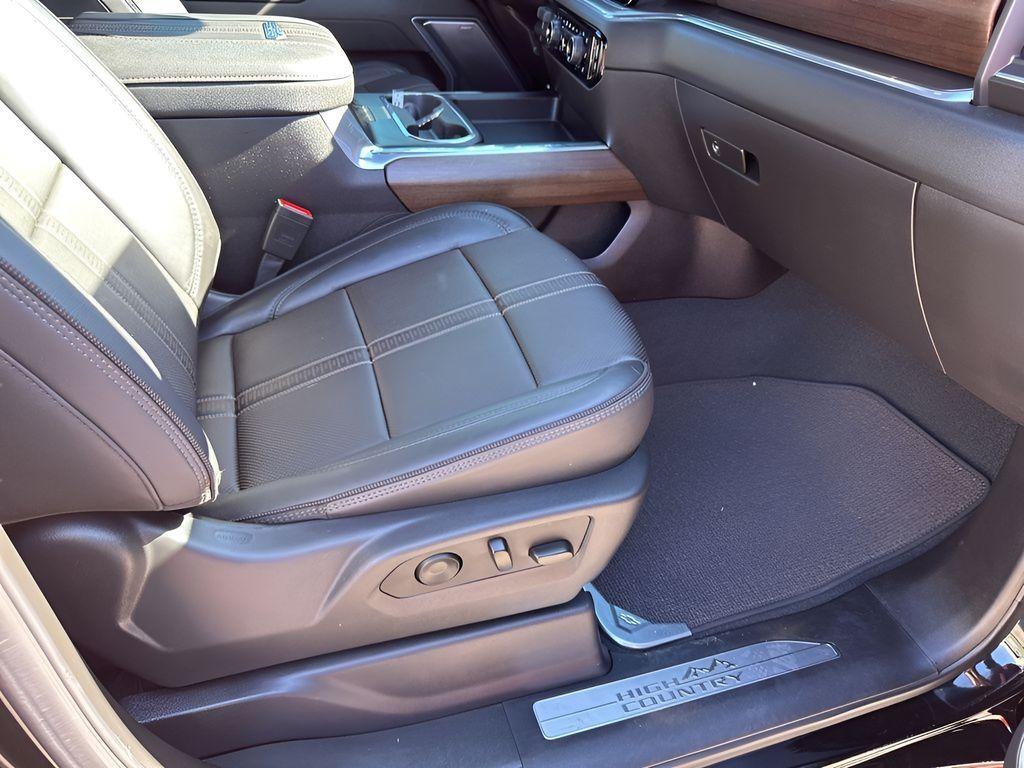 used 2025 Chevrolet Silverado 2500 car, priced at $78,535