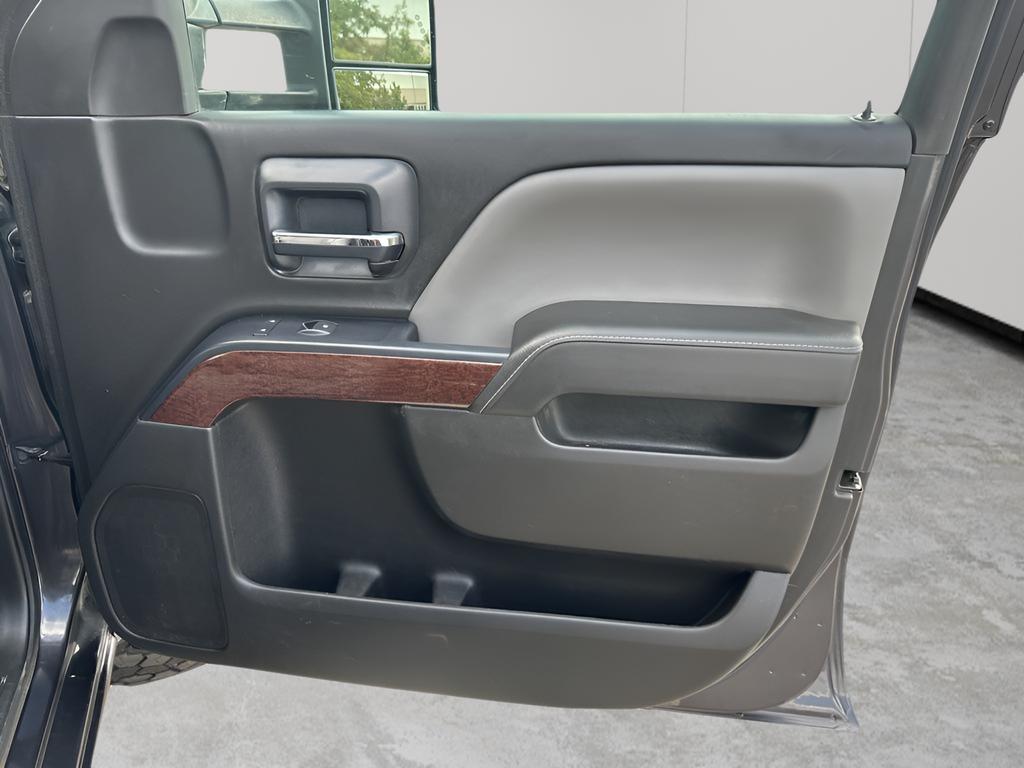 used 2015 GMC Sierra 2500 car, priced at $19,386