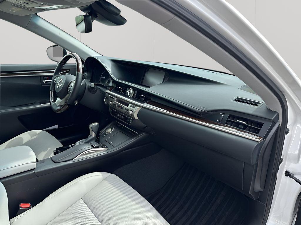 used 2017 Lexus ES 350 car, priced at $25,417