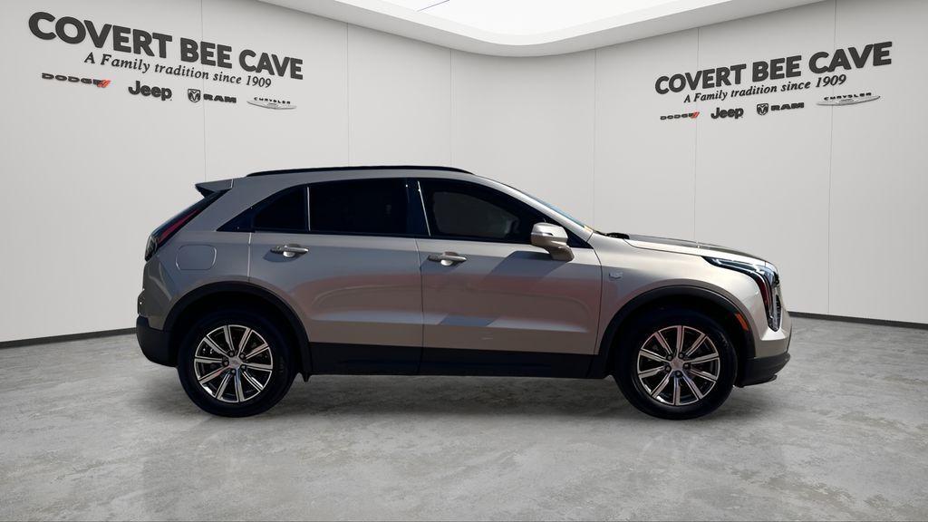used 2022 Cadillac XT4 car, priced at $29,596