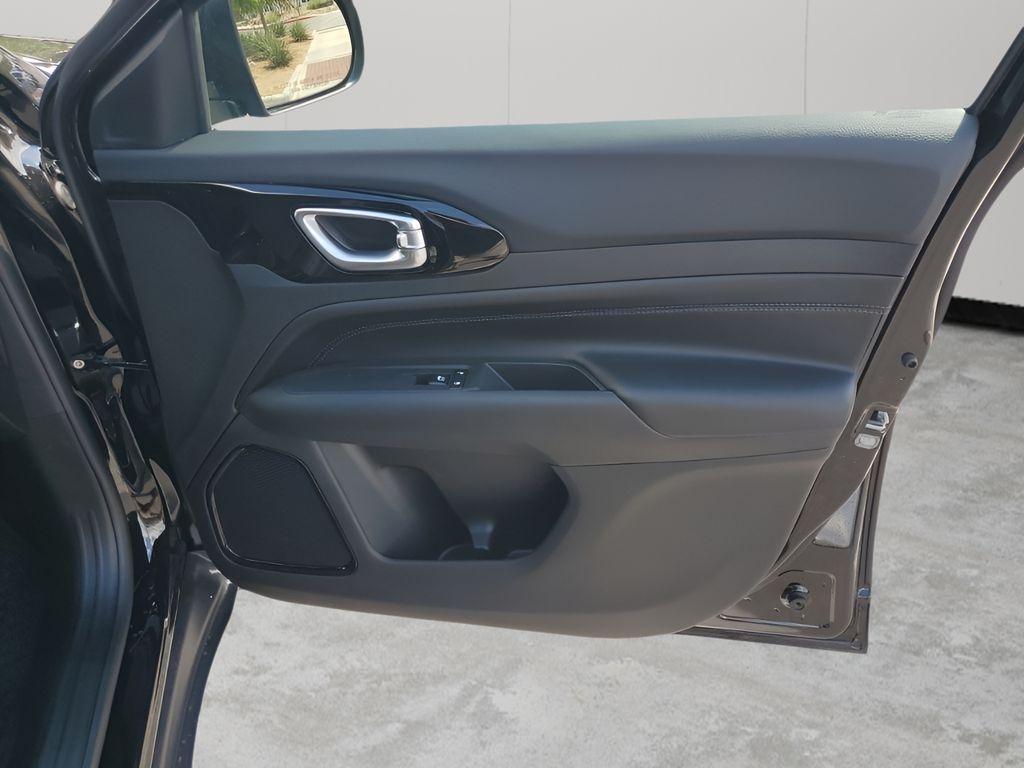 new 2026 Jeep Compass car, priced at $32,375