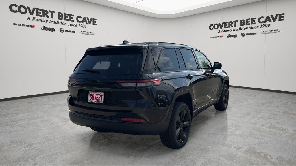 new 2025 Jeep Grand Cherokee car, priced at $34,347