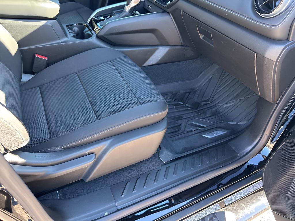 used 2024 Chevrolet Colorado car, priced at $29,618