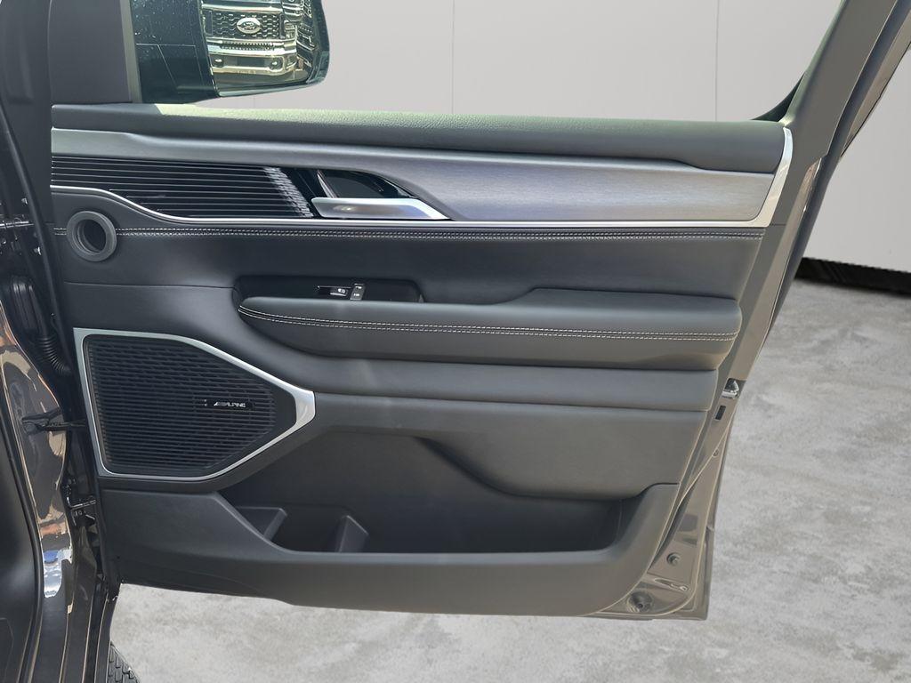 new 2026 Jeep Grand Wagoneer car, priced at $72,425