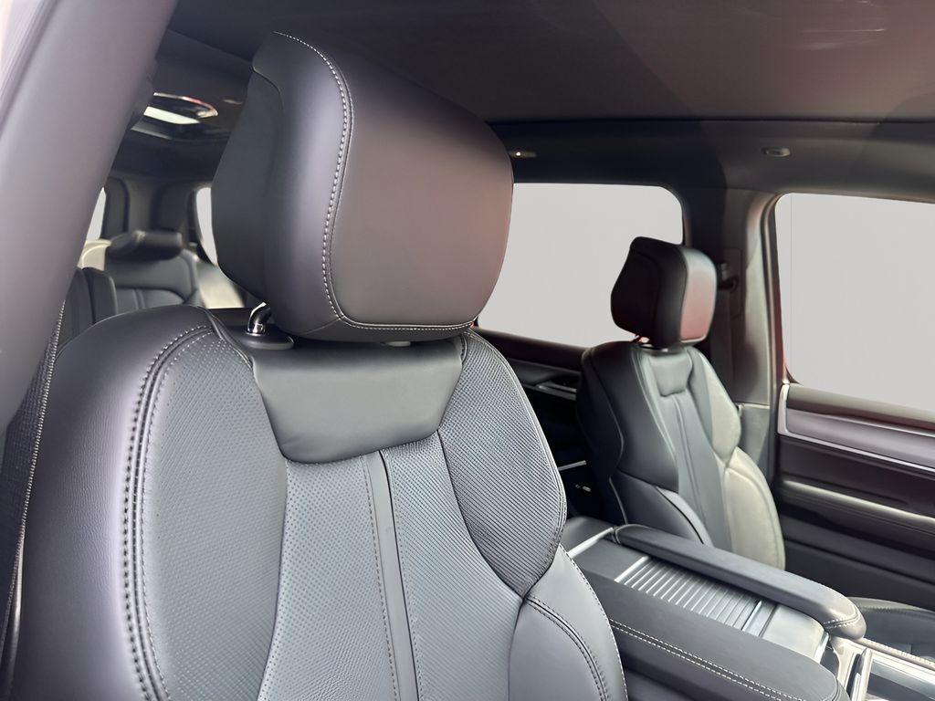 new 2026 Jeep Grand Wagoneer car, priced at $72,425