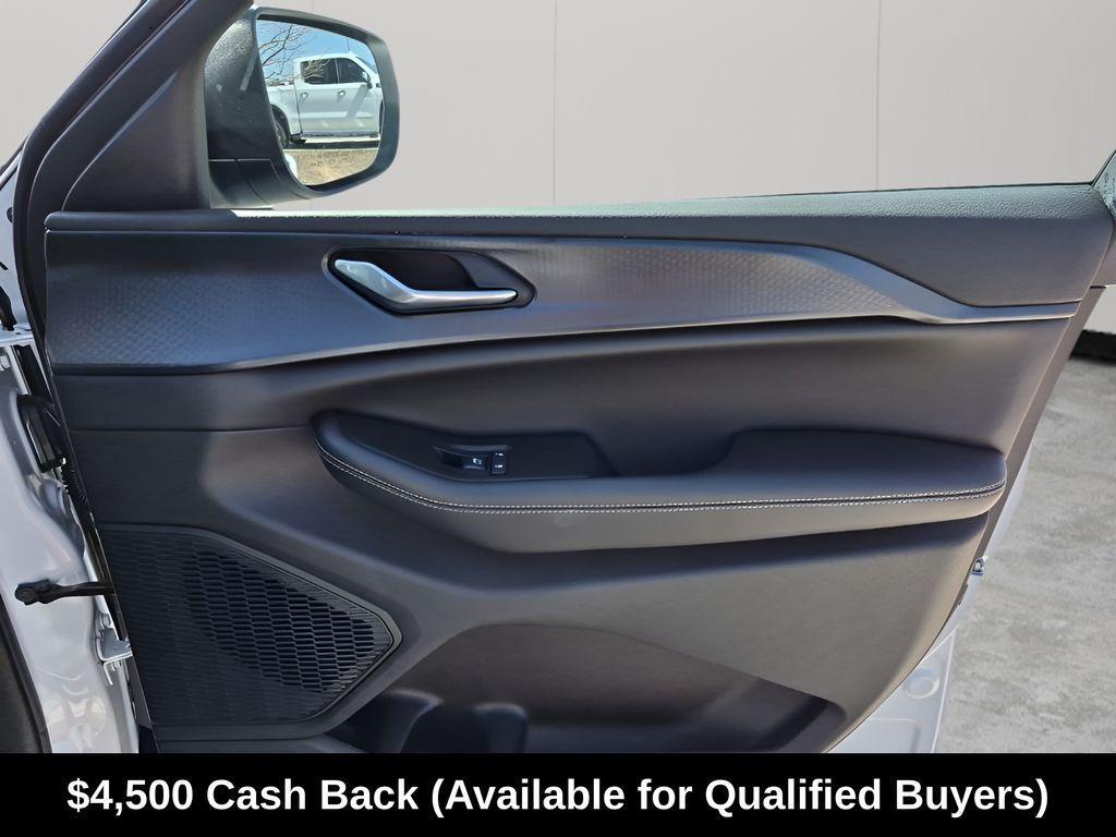 new 2026 Jeep Grand Cherokee car, priced at $34,385