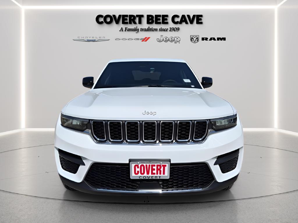 new 2026 Jeep Grand Cherokee car, priced at $33,725