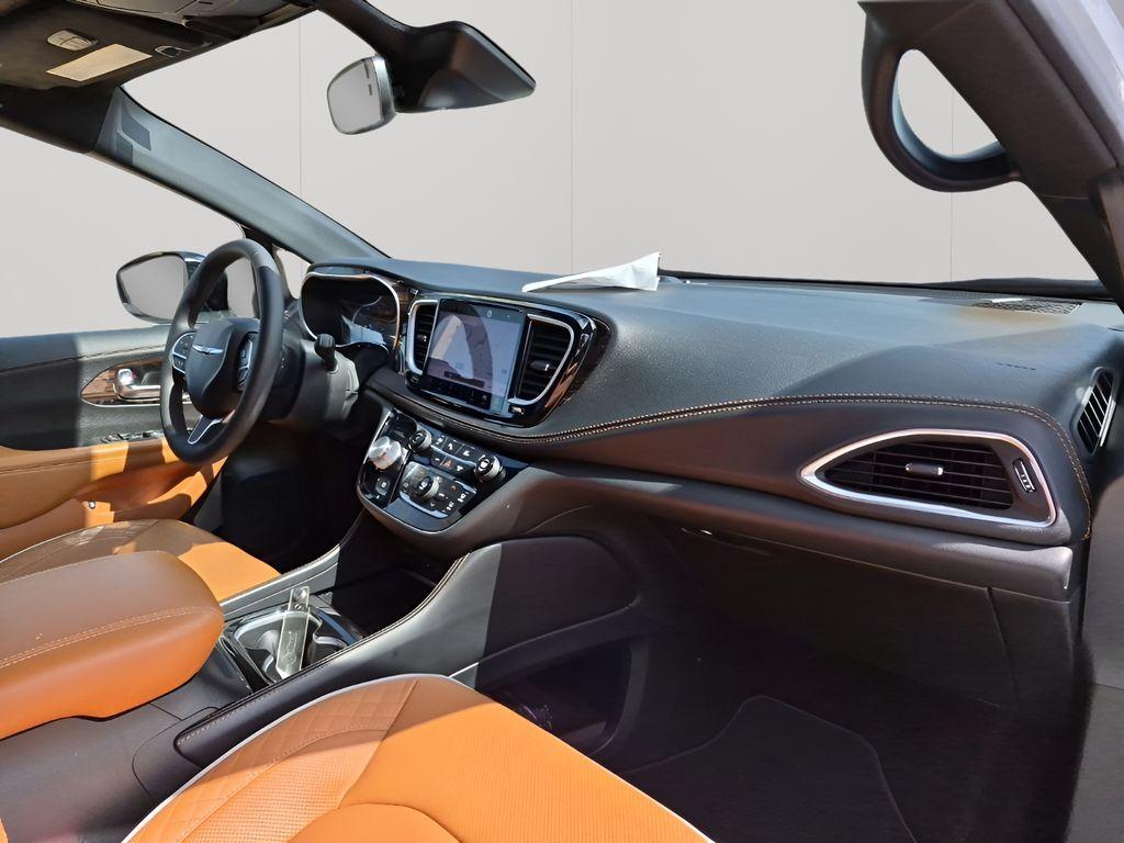 used 2023 Chrysler Pacifica Hybrid car, priced at $33,195