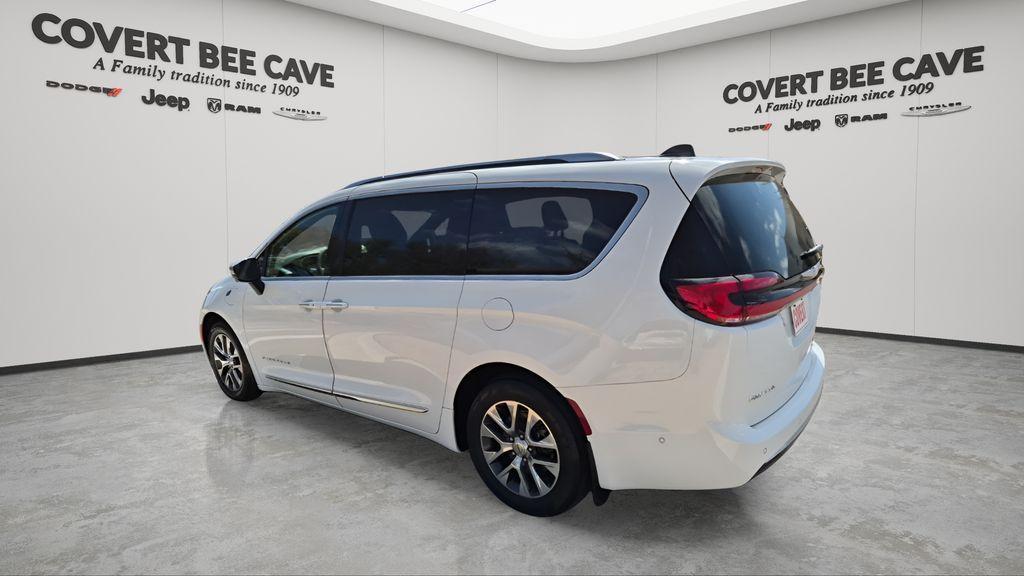 used 2023 Chrysler Pacifica Hybrid car, priced at $33,195