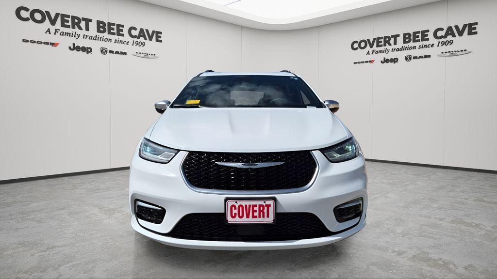 used 2023 Chrysler Pacifica Hybrid car, priced at $33,195