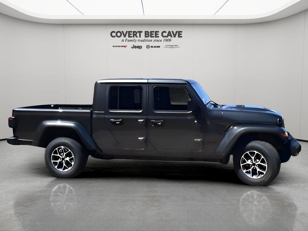 new 2025 Jeep Gladiator car, priced at $45,391