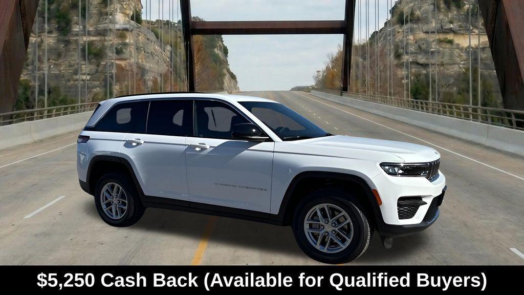 new 2025 Jeep Grand Cherokee car, priced at $33,105