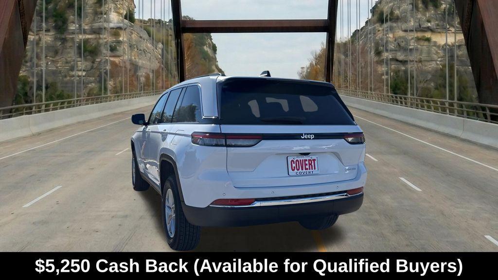 new 2025 Jeep Grand Cherokee car, priced at $33,105