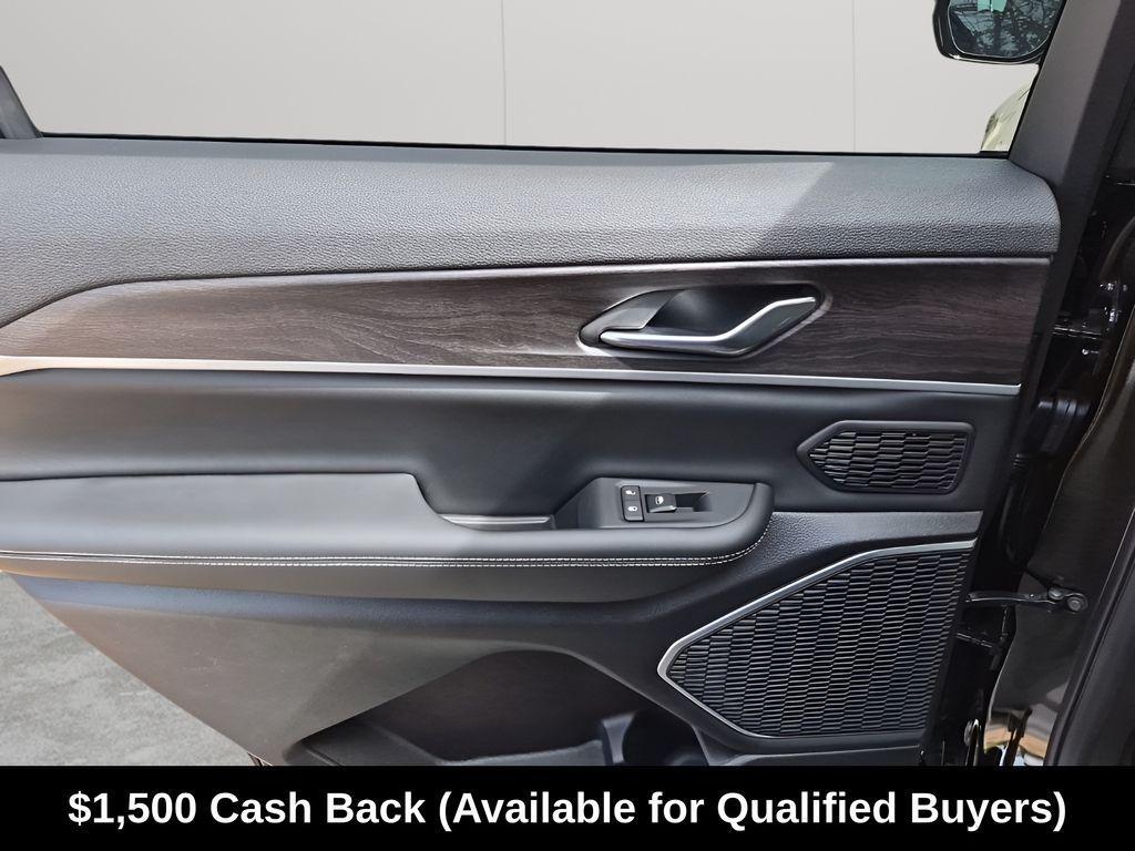 new 2026 Jeep Grand Cherokee L car, priced at $48,491