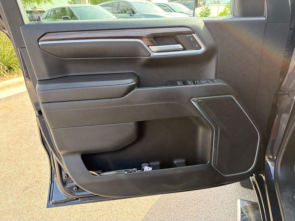 used 2022 Chevrolet Silverado 1500 car, priced at $31,277