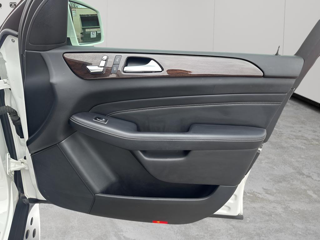 used 2014 Mercedes-Benz M-Class car, priced at $10,799