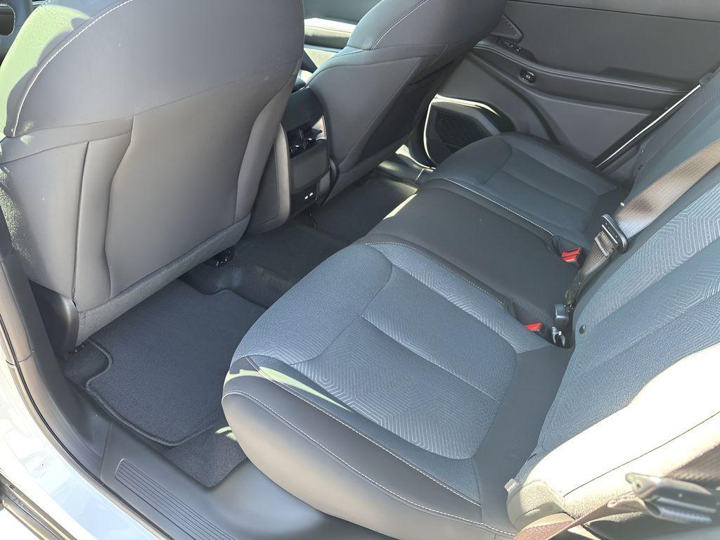 new 2026 Jeep Cherokee car, priced at $39,715